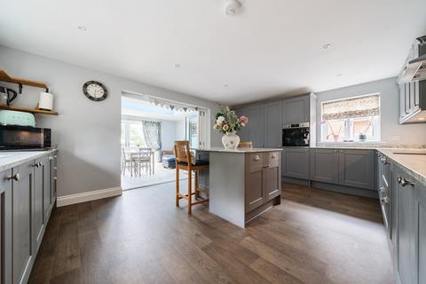 3 bedroom detached house for sale, Bury Road, Bury St. Edmunds IP30