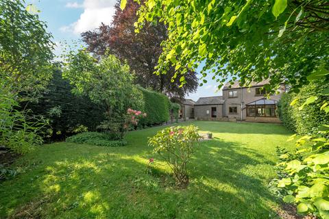 3 bedroom detached house for sale, 3 Old Road, Clapham, LA2 8JH