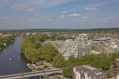 2 bedroom apartment for sale, Henry Macaulay Avenue, Kingston Upon Thames KT2