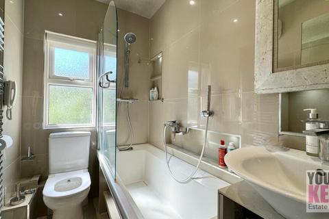 Flat 2, 61 Broadmead Road, Folkestone, CT19 5AW