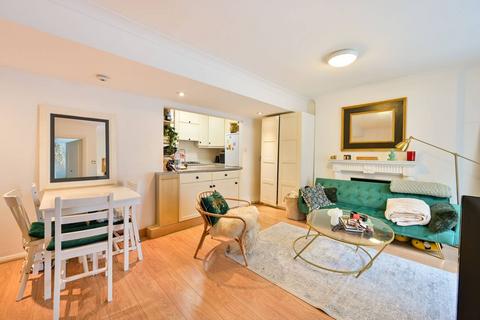 2 bedroom flat for sale, Hatherley Grove, Queensway, London, W2
