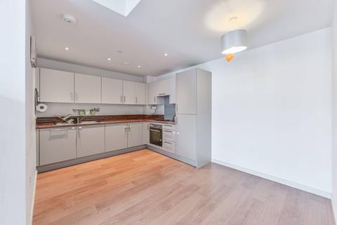 1 bedroom flat for sale, Nine Elms Lane, Vauxhall, London, SW11