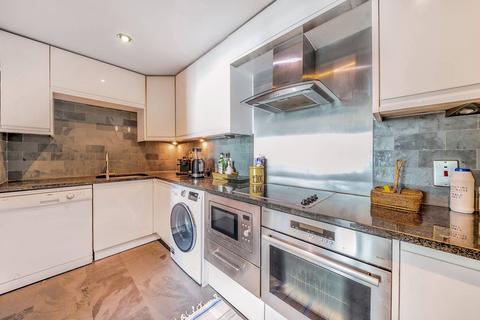 2 bedroom flat for sale, St George Wharf, London, SW8 2LS, Vauxhall, London, SW8