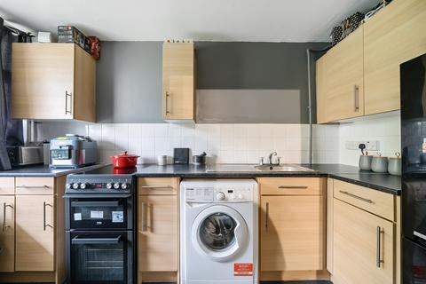 1 bedroom maisonette for sale, Woodville House, Brunswick Road