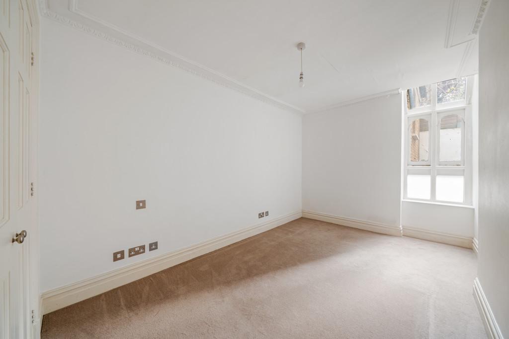 2, 299 Kings Road, SW10, Martin & Co, HQ (12)