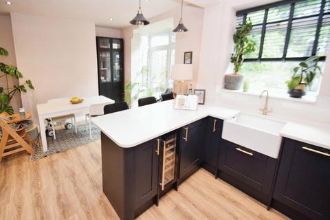 3 bedroom semi-detached house for sale, Branksome Drive, Bradford BD18