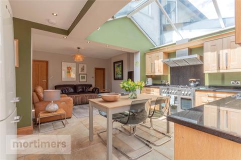 West Lea Beechthorpe Avenue, Waddington, Clitheroe, BB7 3HT