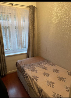 1 bedroom in a house share to rent, South Esk Road, London E7