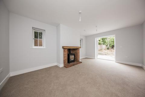 4 bedroom detached house for sale, Maidstone Road, Horsmonden