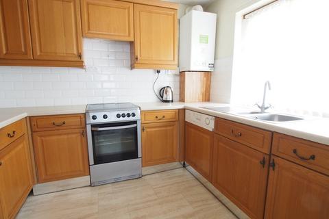 2 bedroom flat to rent, Tower Terrace, Paisley PA1