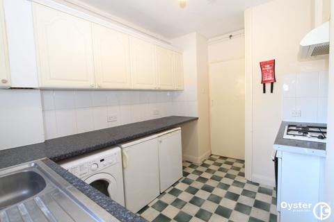 2 bedroom apartment to rent, Bishop Ken Road, Harrow, HA3