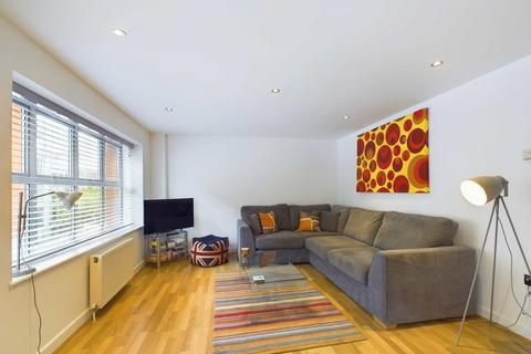 2 bedroom apartment for sale, Tower Bridge Road, London