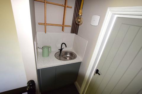 undefined, Watkin Terrace, Northampton NN1