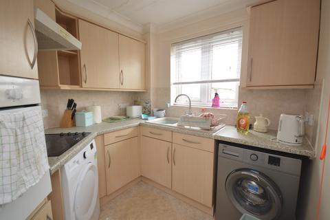 2 bedroom apartment to rent, Railway Street, Braintree, CM7