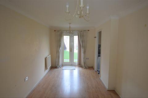 3 bedroom end of terrace house to rent, Redwing Walk, Gloucestershire GL20