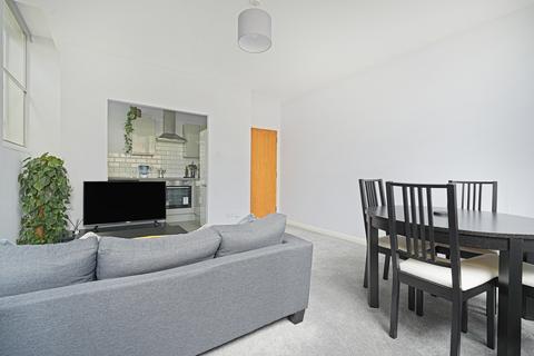 1 bedroom flat to rent, Metro Central Heights, 119 Newington Causeway, London