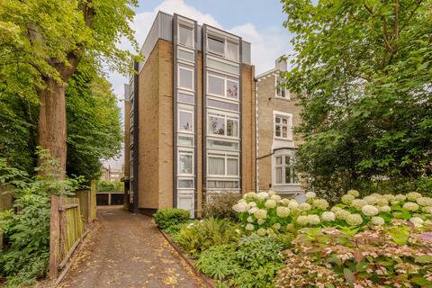 2 bedroom flat to rent, Park Road, Richmond