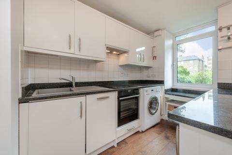 2 bedroom flat to rent, Park Road, Richmond