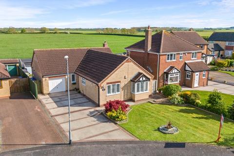19 Cotham Gardens, Keelby, Grimsby, DN41 8RB