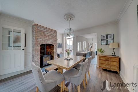 32 Birmingham Road, Studley, B80 7BG