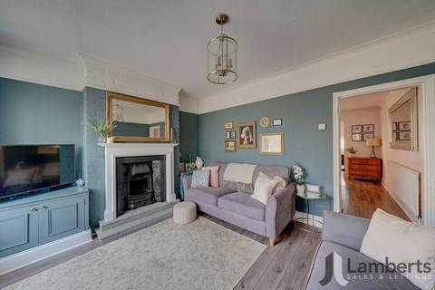 32 Birmingham Road, Studley, B80 7BG