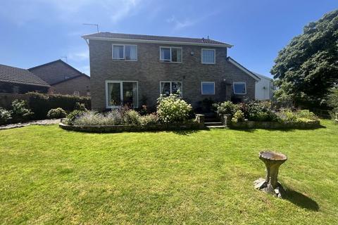 4 bedroom property for sale, 13 Darren Close, Cowbridge, The Vale of Glamorgan CF71 7DE