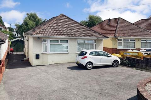 2 bedroom detached bungalow for sale, Bursledon Road, Hedge End, SO30