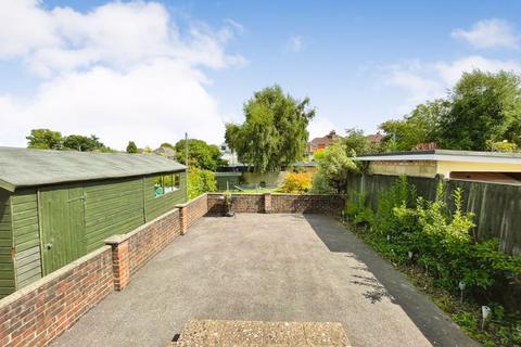 2 bedroom detached bungalow for sale, Bursledon Road, Hedge End, SO30