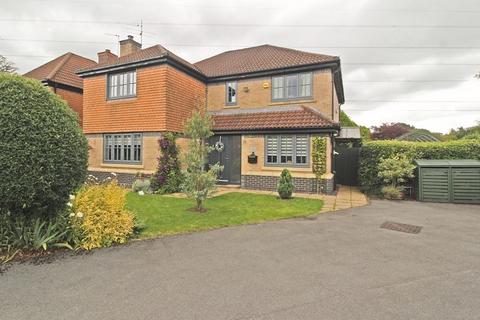 4 bedroom detached house for sale, Melrose Crescent, Higher Poynton