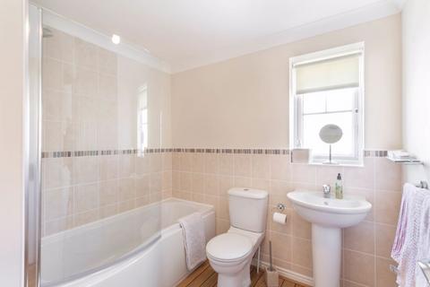 15 Castle View, Seahouses, NE68 7BD