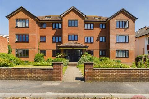 3 bedroom apartment for sale, Southbourne, Penthouse BH6