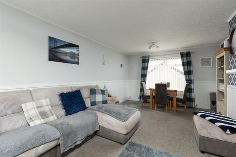 115 Ashgrove, Methilhill, Leven, KY8 2DY