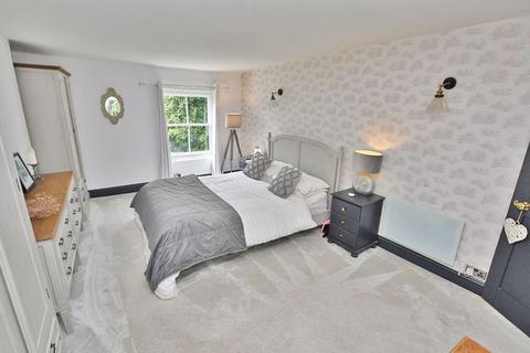 2 bedroom apartment for sale, Cripple Street, Maidstone