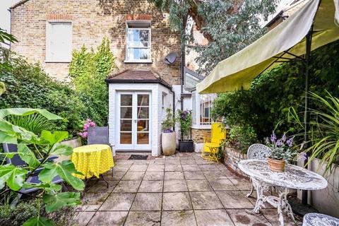 2 bedroom maisonette for sale, North Road, Kew, Richmond, TW9