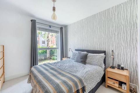 1 bedroom flat for sale, Lyon Road, Harrow, HA1