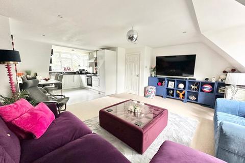 2 bedroom penthouse for sale, Upper Park Road, Camberley GU15