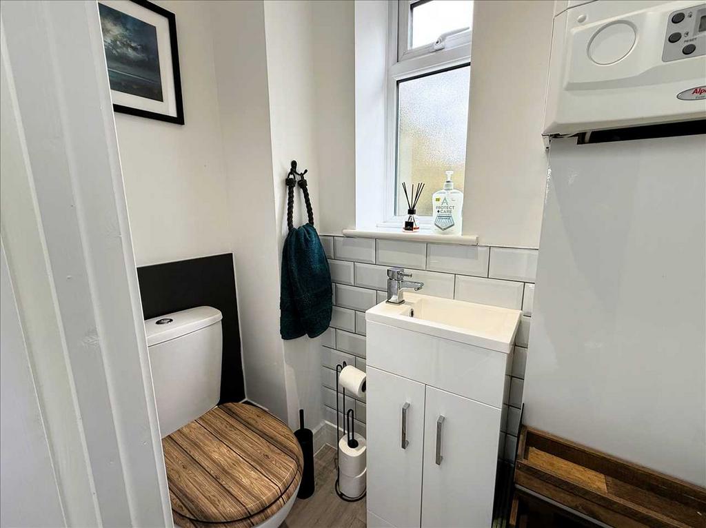 WC/Cloakroom