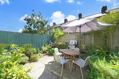 2 bedroom terraced house for sale, Hewitt Avenue, Wood Green N22