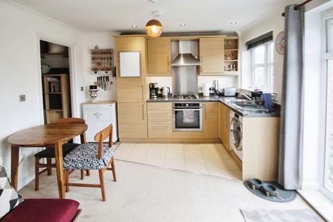 1 bedroom flat for sale, Hexham Gardens, Northolt