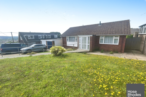 2 bedroom bungalow to rent, Powell Close, Newport