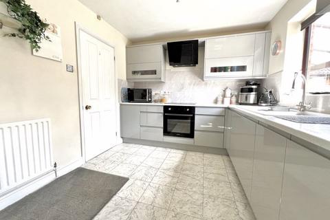 4 bedroom detached house for sale, Frenchmans Close, Toddington, LU5