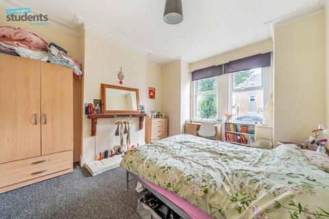 5 bedroom terraced house to rent, Hartington Road, Brighton BN2