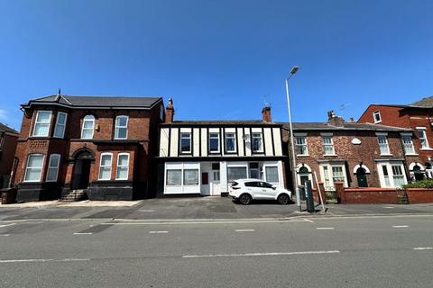 1 bedroom apartment to rent, Bridge Street, Southport PR8