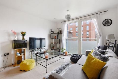 1 bedroom flat for sale, Headstone Drive, Harrow