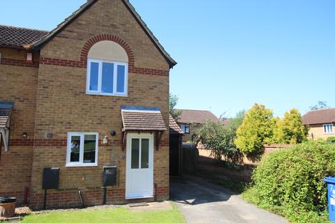 2 bedroom end of terrace house to rent, Brackley NN13