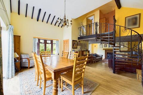 5 bedroom chalet for sale, The Street, Woodton, Bungay