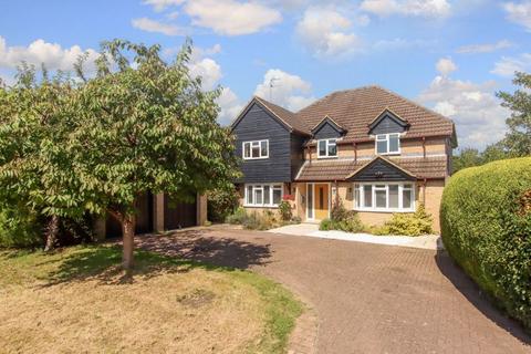 5 bedroom detached house for sale, Croft Meadows, Cheddington