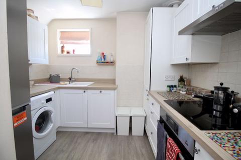 2 bedroom maisonette for sale, High Street, Southampton SO30