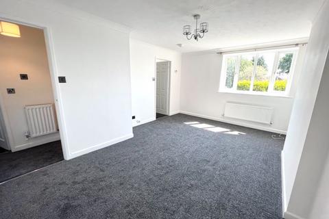 2 bedroom maisonette to rent, Wayfarers Way, Manchester