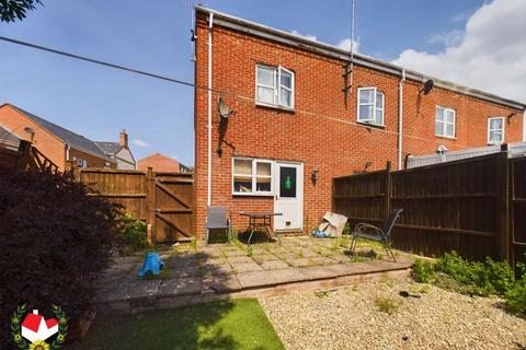 2 bedroom end of terrace house for sale, Chillingworth Mews, Gloucester